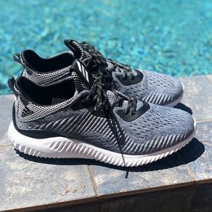 Adidas AlphaBounce Sneakers Size 10